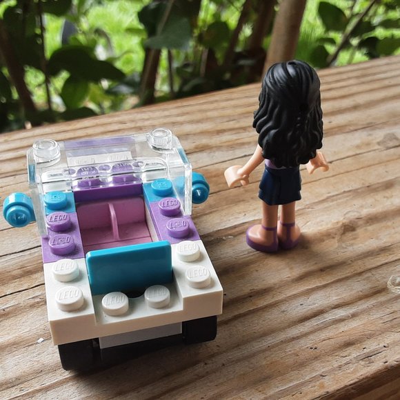 RETIRED Lego Friends 30103 Emma's Car (read listing) - Picture 4 of 4